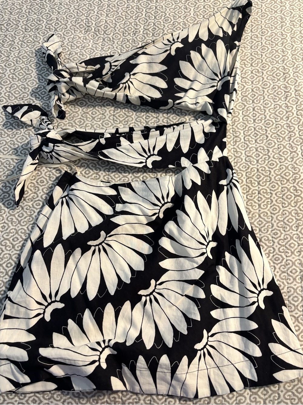 Farm Rio One Shoulder Mini Dress - Picture 5 of 7